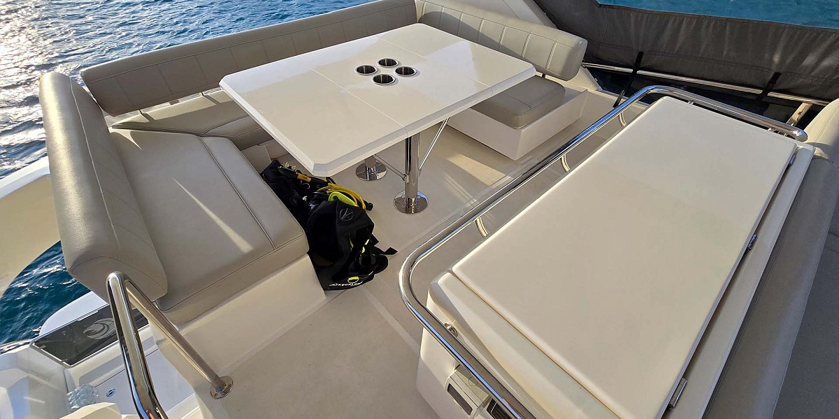 Аренда моторного катамарана Aquila 44 на Пхукете